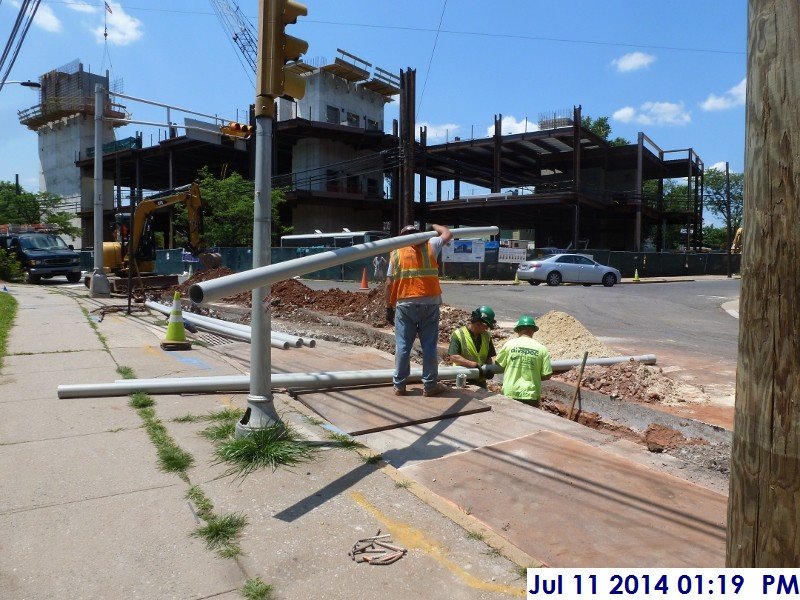 Installing the underground Tele-Data piping at Rahway Ave. Facing the new Court Building (800x600)
